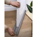 Door bottom sealing strip - Image 2